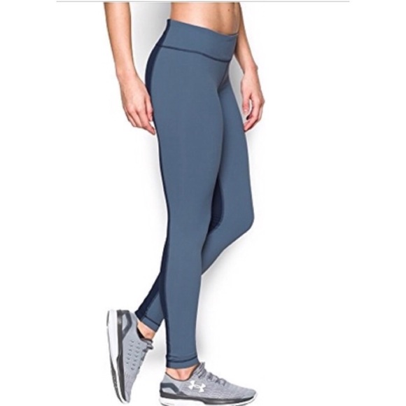 Under Armour Pants - NWT UA Mirror Leggings